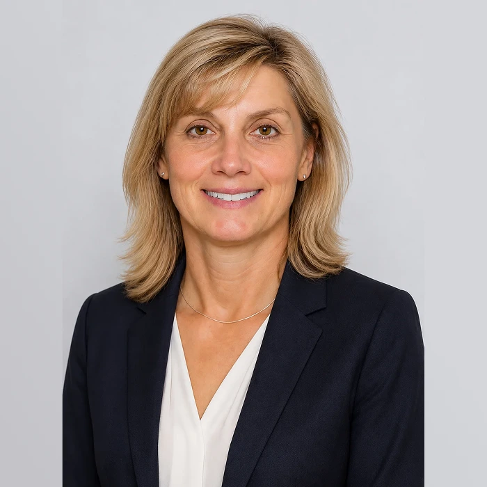 Jennifer Cejpek headshot